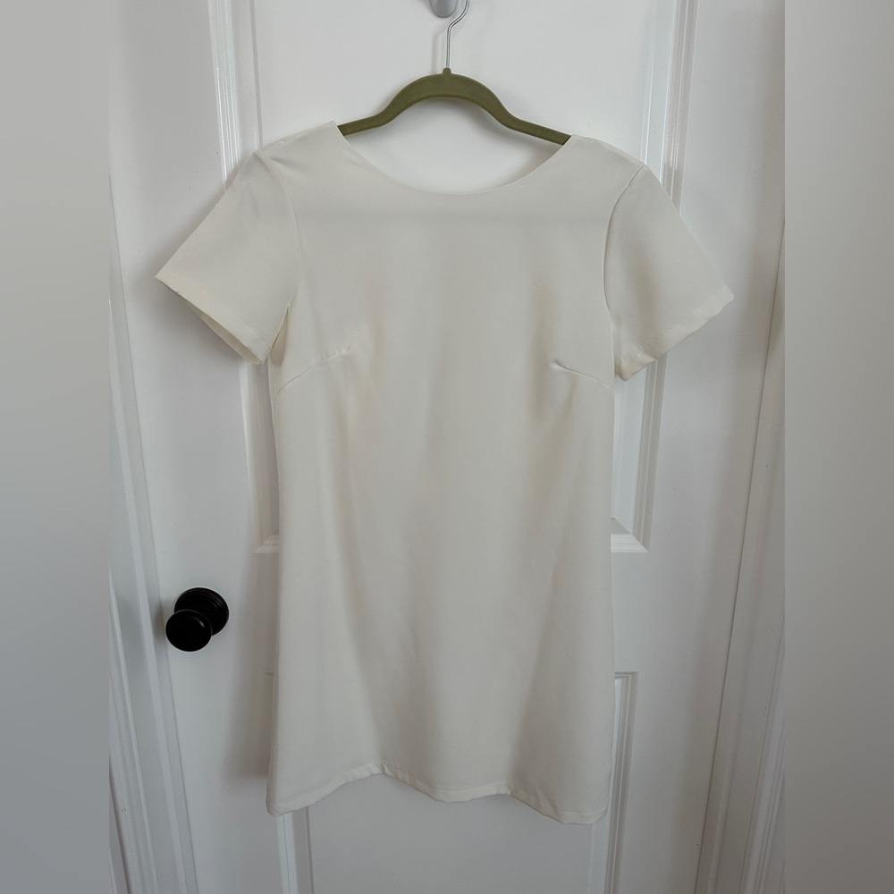 White Lulus Dress size XS